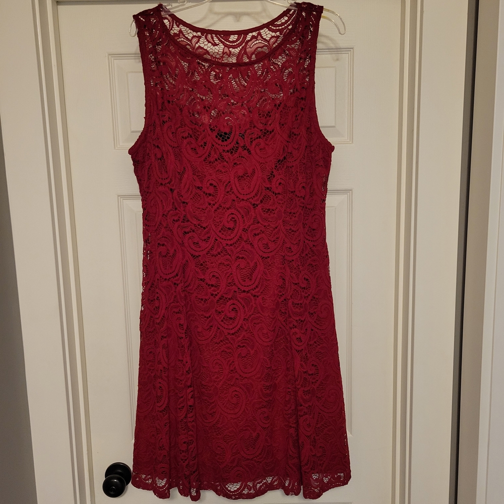 Liz Claiborne Knee-Length Red Lace Sleeveless Dress 16